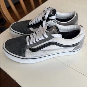 Vans Women's Gray and White Sneakers